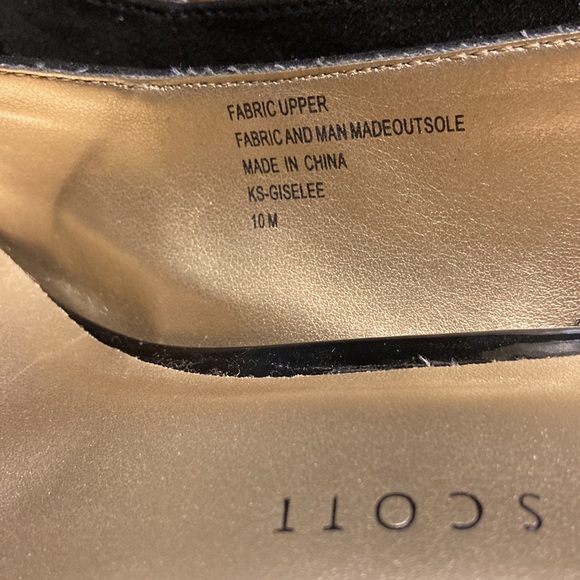 Karen Scott woman shoe- size 10- worn once black and gold - Picture 6 of 9